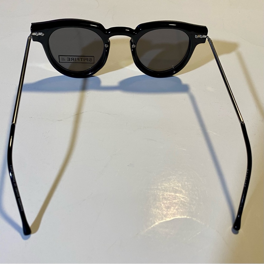 Spitfire Sharper Edge 1 Cat 3, NWT See pictures blue/green lenses silver - Picture 5 of 7
